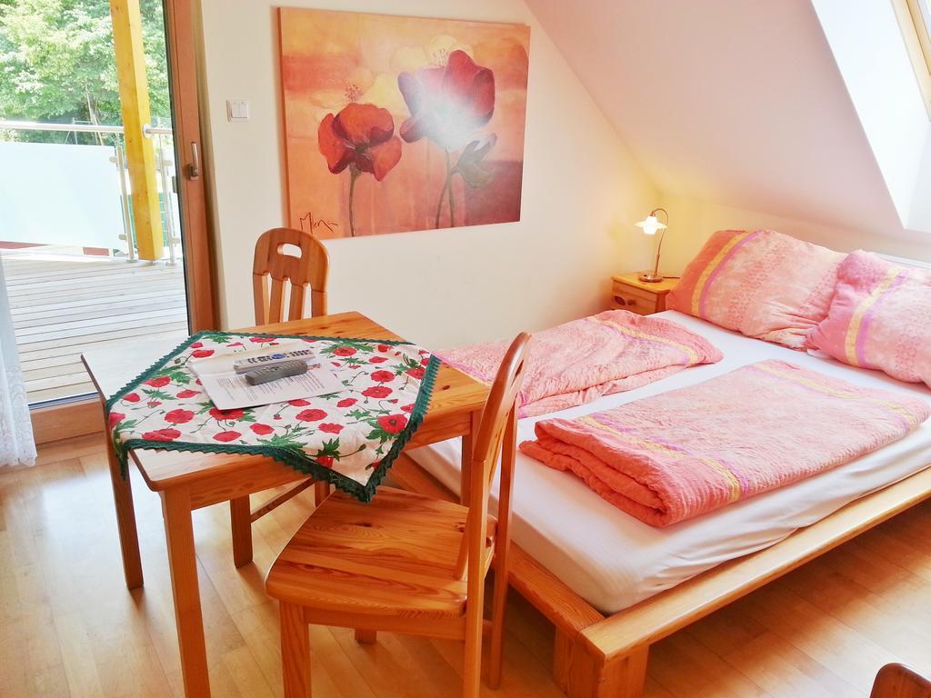 Gastehaus Zur Schonen Aussicht Bed & Breakfast Spitz an der Donau Стая снимка