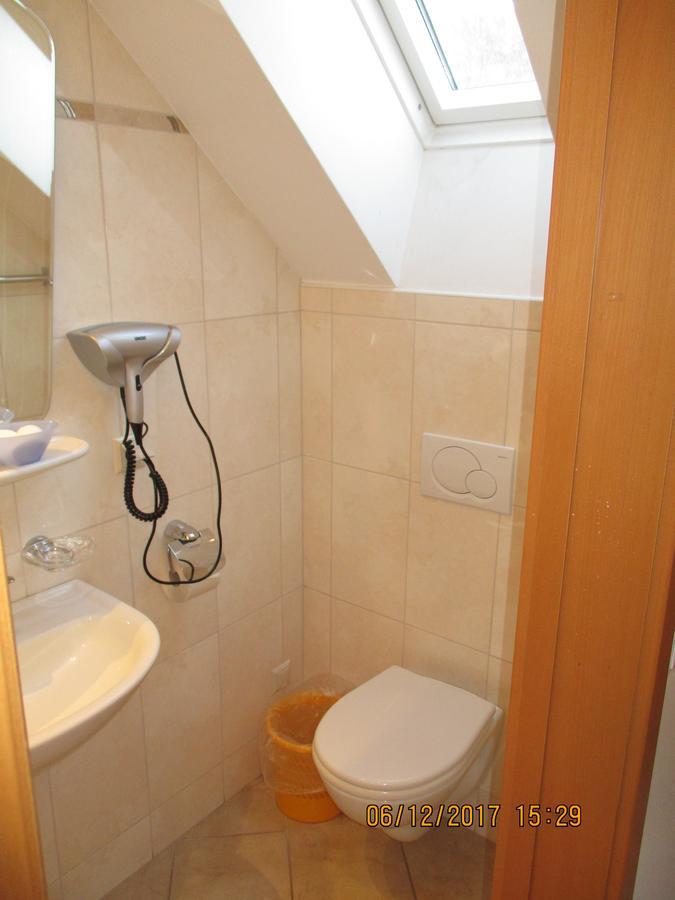 Gastehaus Zur Schonen Aussicht Bed & Breakfast Spitz an der Donau Екстериор снимка